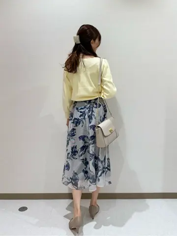 ANY SIS みぃ コーディネート画像