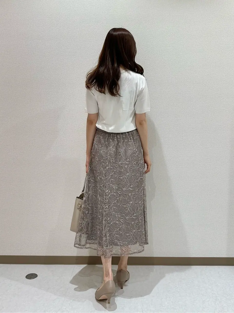 ANY SIS みぃ コーディネート画像