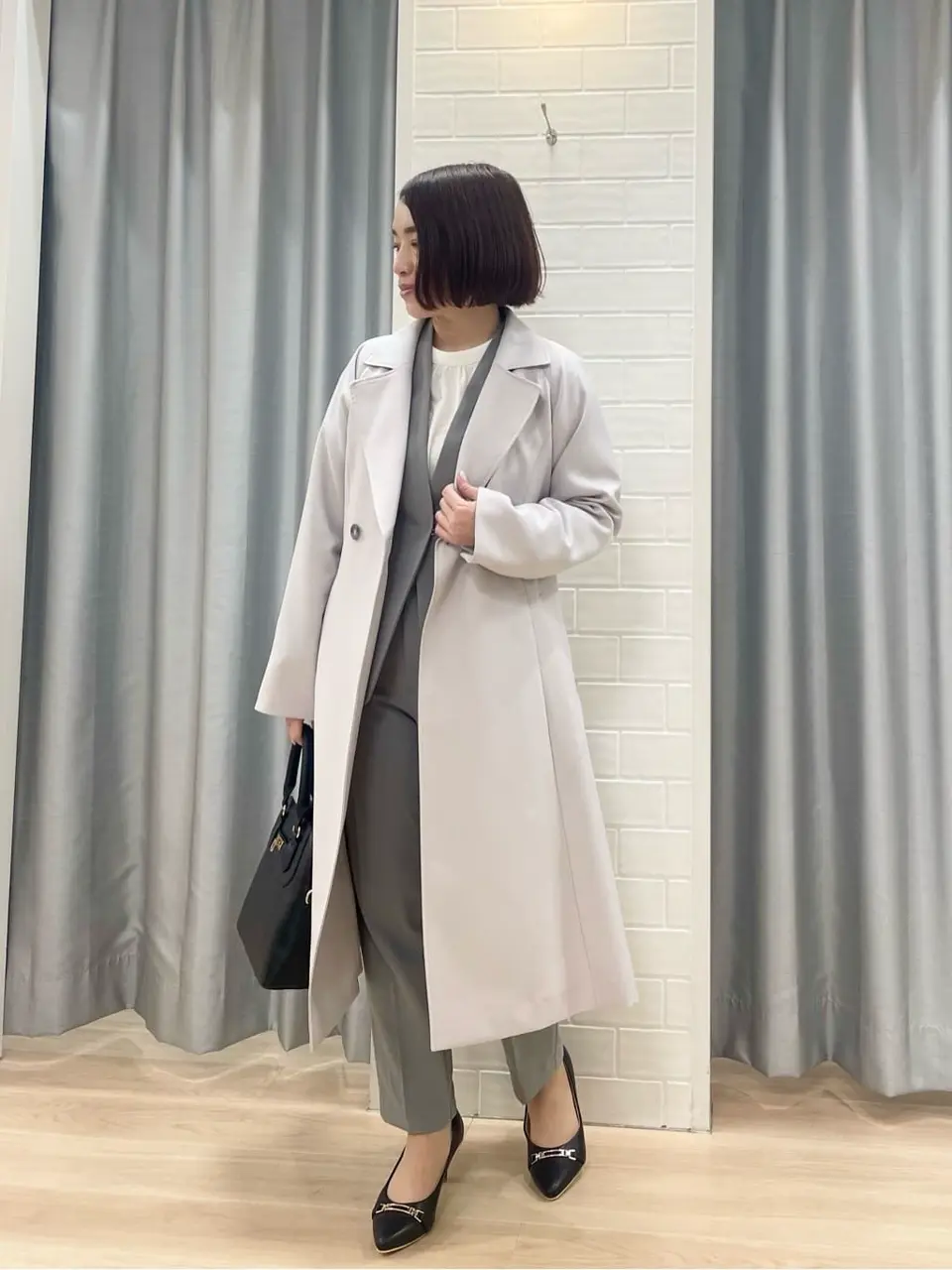 ANY SIS 丸岡 コーディネート画像