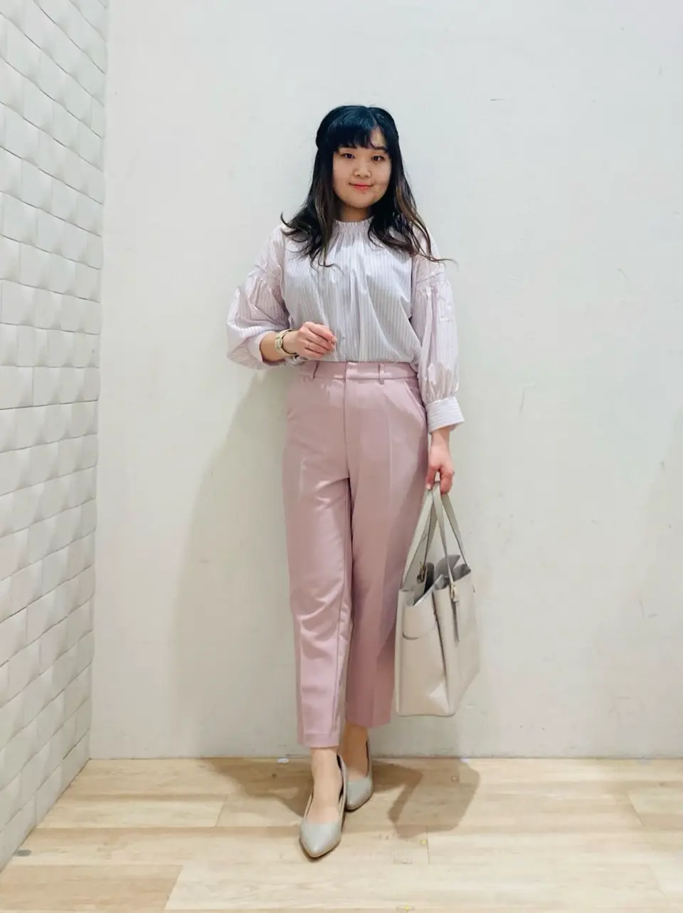 ANY SIS 川根　彩 コーディネート画像