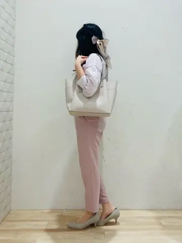 ANY SIS 川根　彩 コーディネート画像