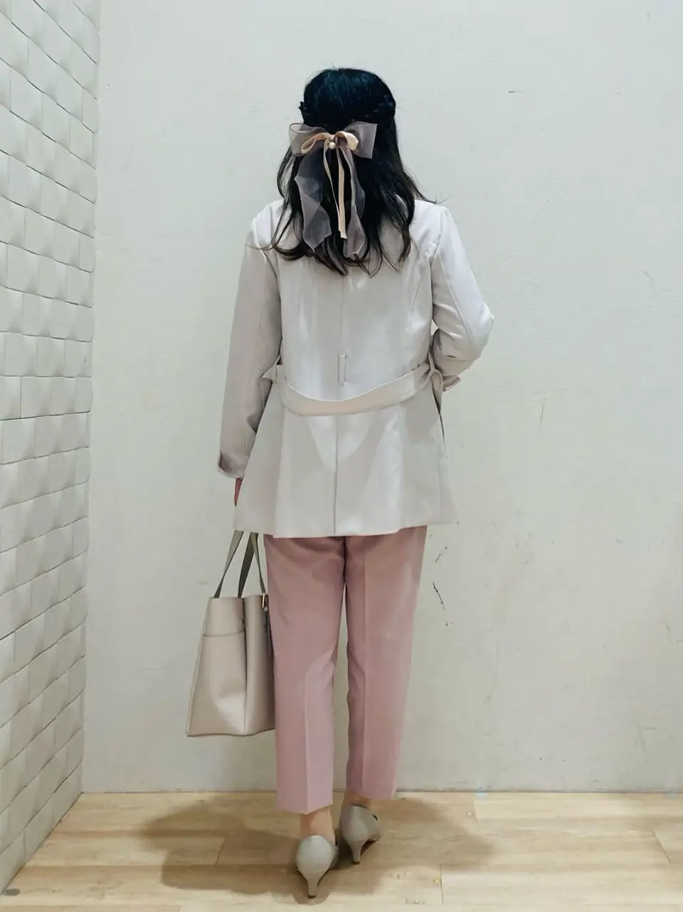 ANY SIS 川根　彩 コーディネート画像