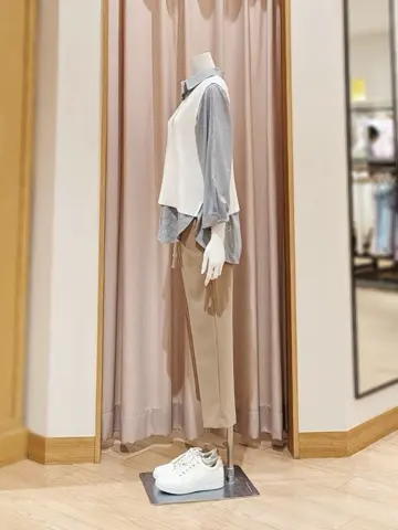 ANY SIS 岩田 コーディネート画像