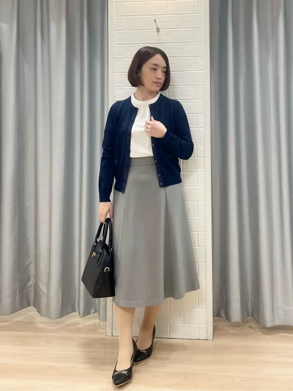 ANY SIS 丸岡 コーディネート画像