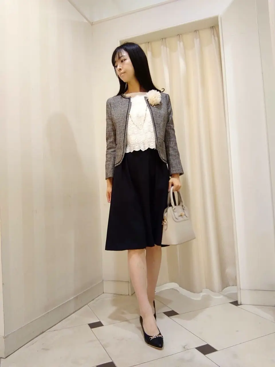 ANY SIS スタッフ コーディネート画像