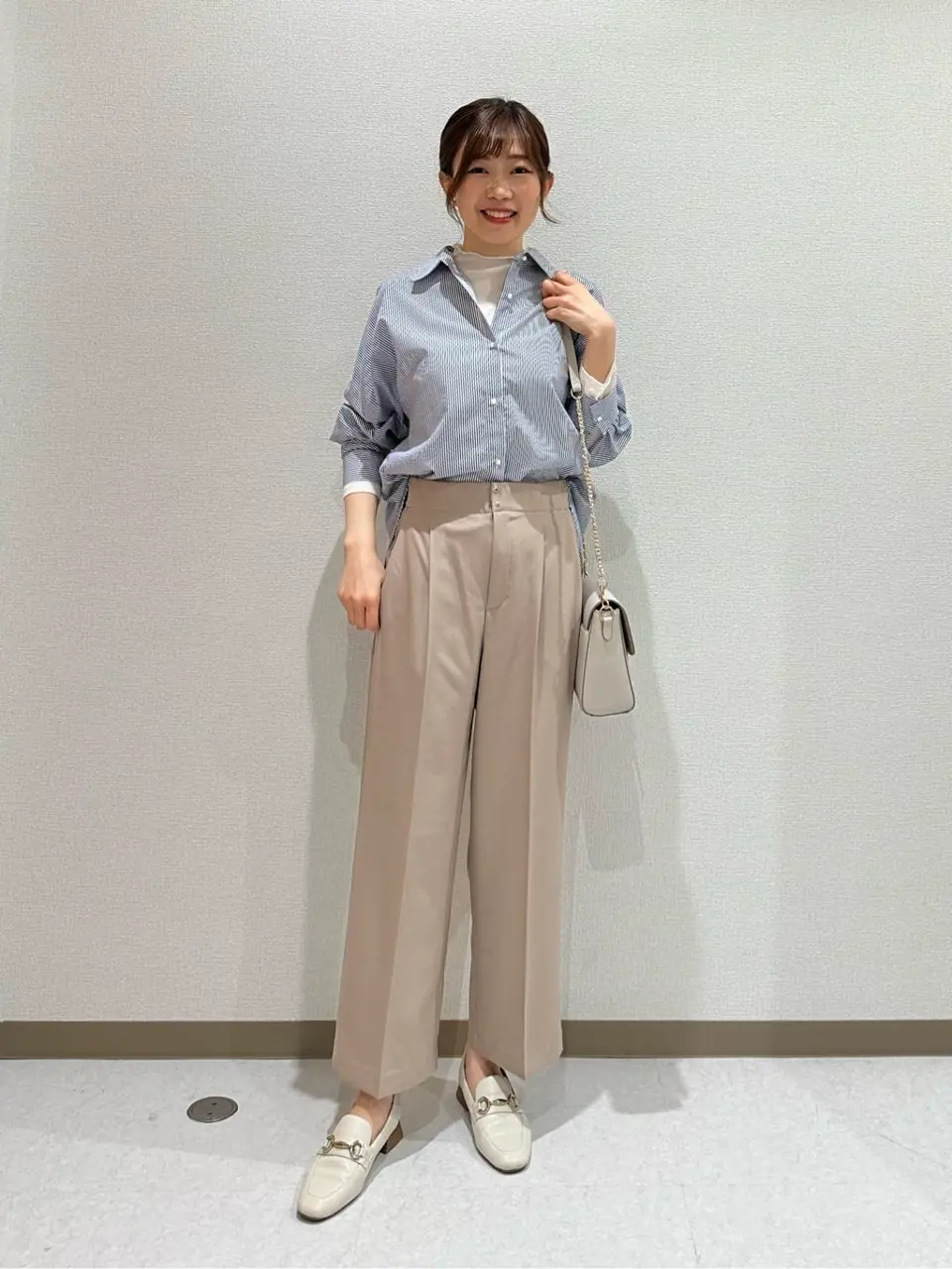 ANY SIS みぃ コーディネート画像