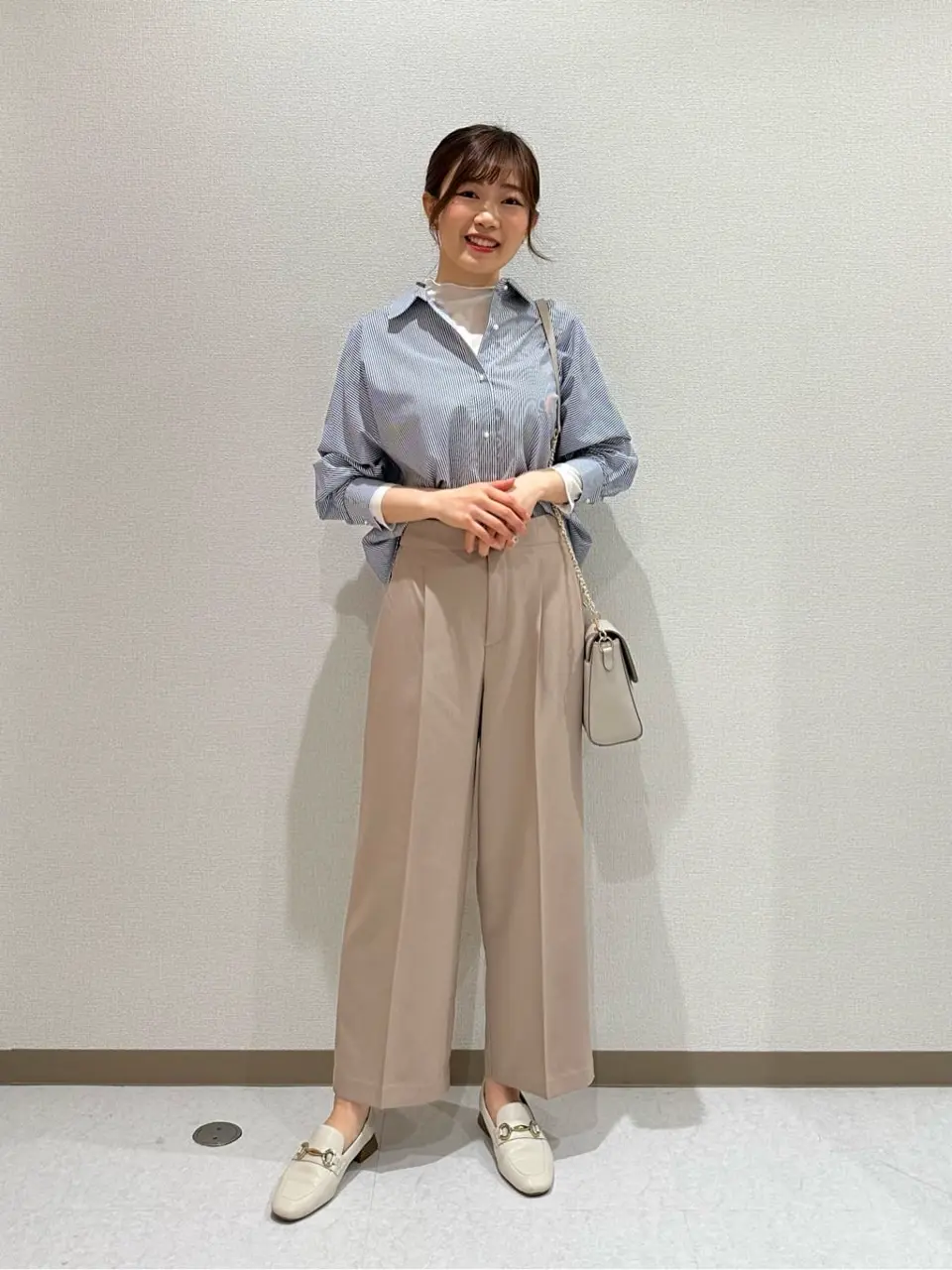 ANY SIS みぃ コーディネート画像