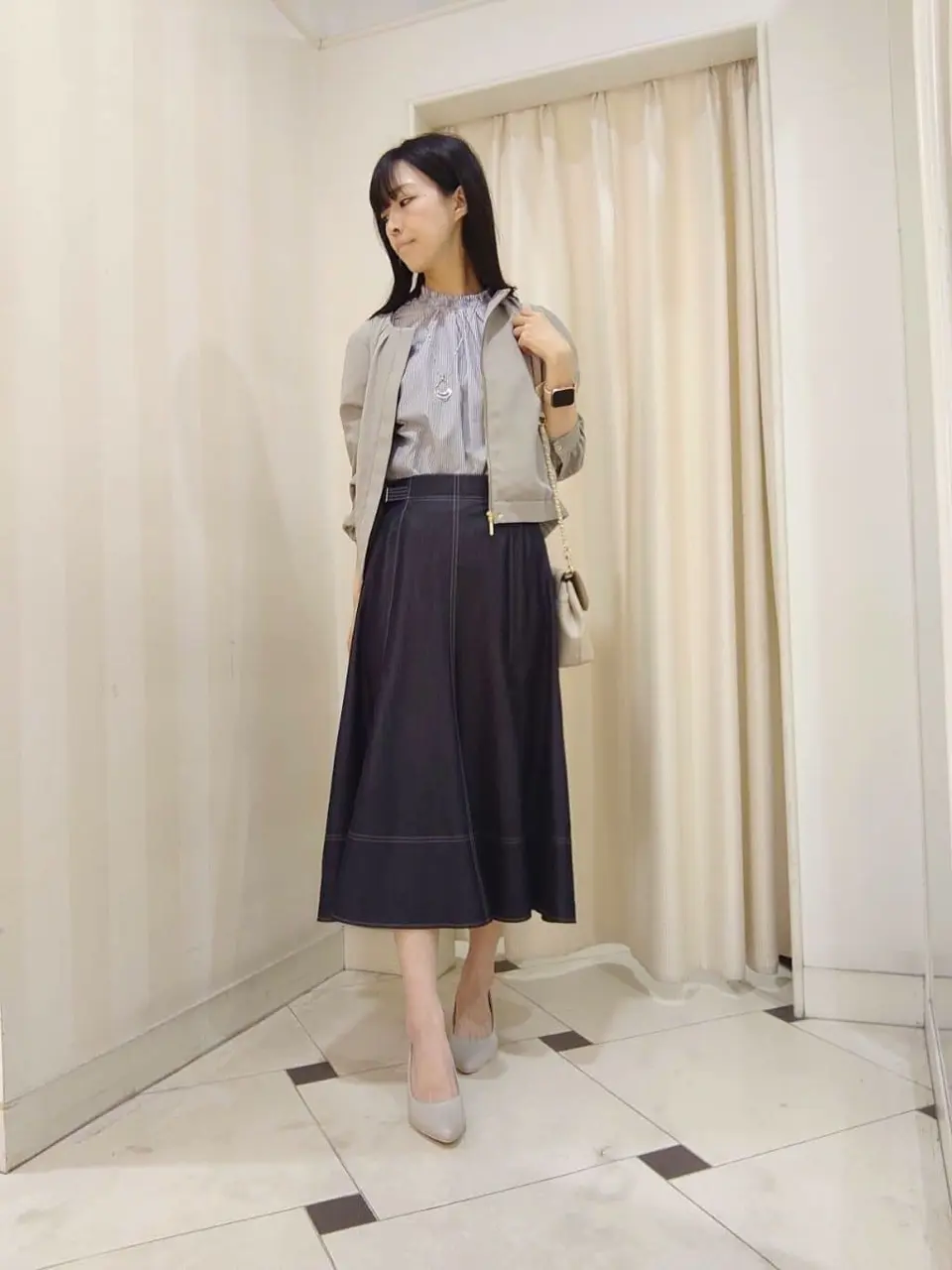 ANY SIS スタッフ コーディネート画像