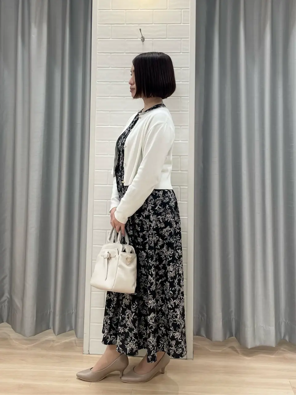 ANY SIS 丸岡 コーディネート画像