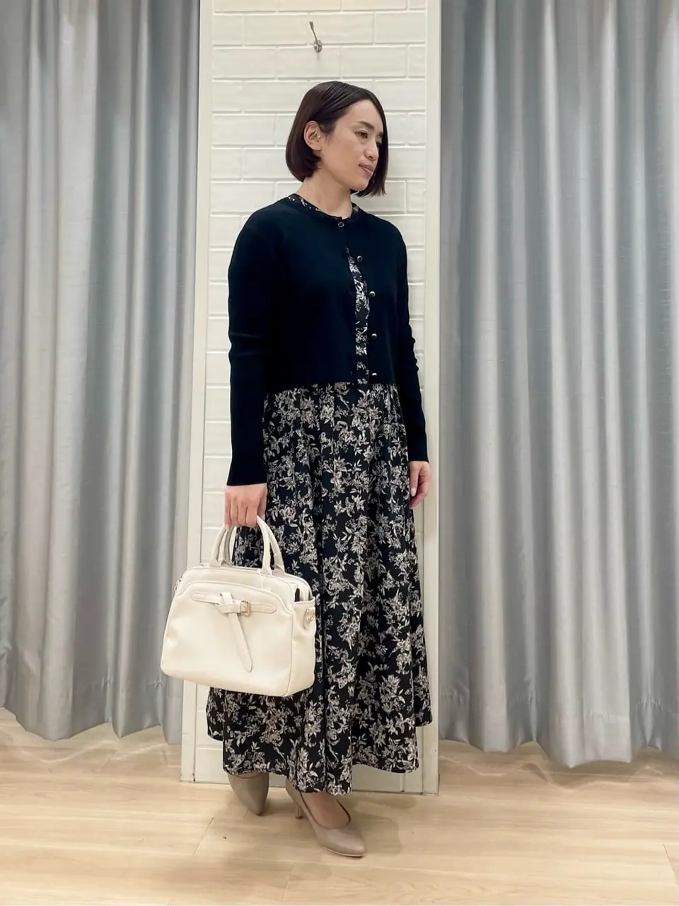 ANY SIS 丸岡 コーディネート画像