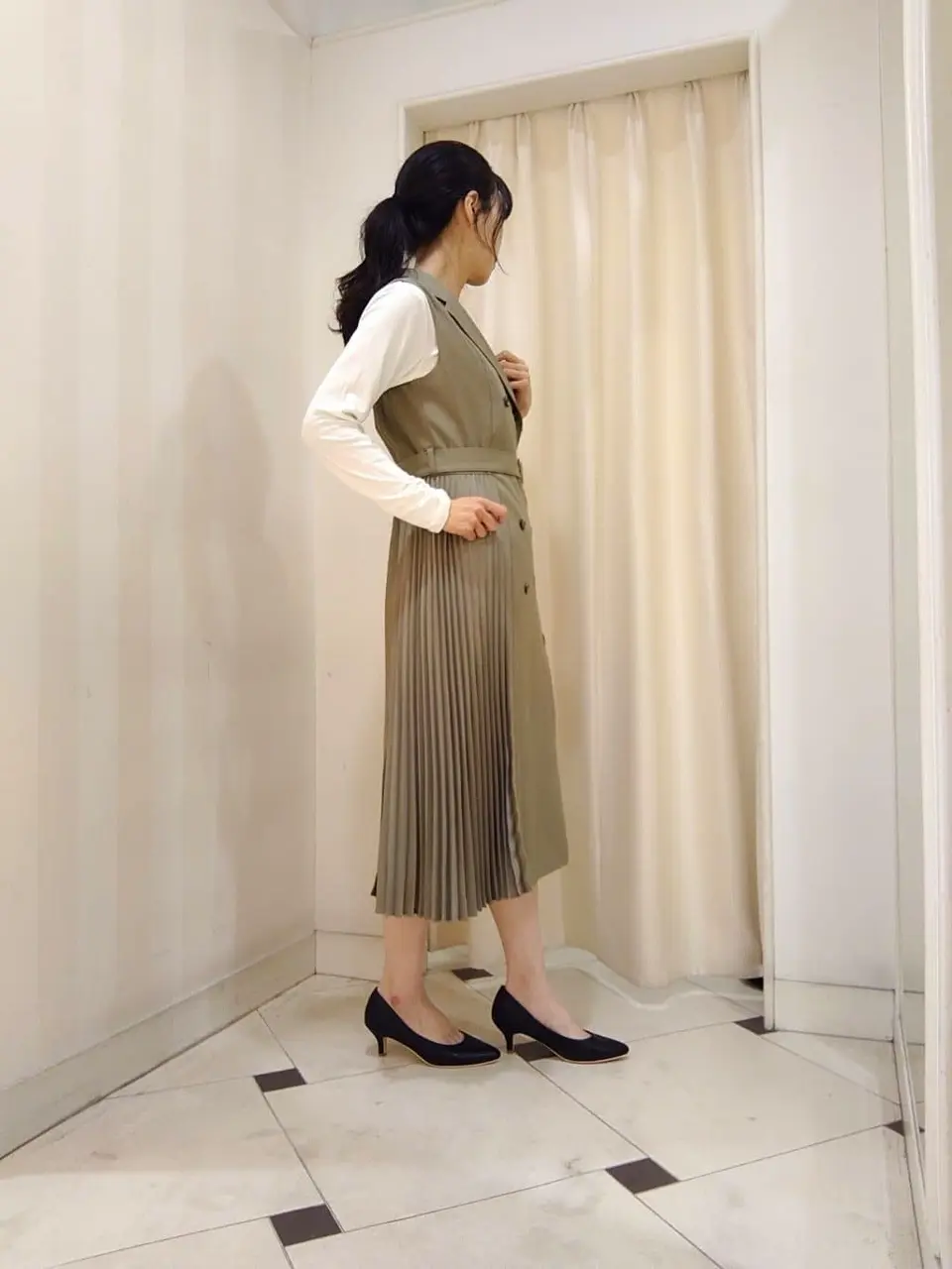 ANY SIS スタッフ コーディネート画像