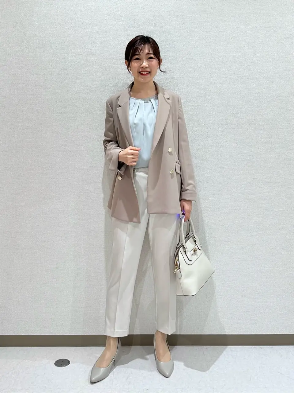 ANY SIS みぃ コーディネート画像