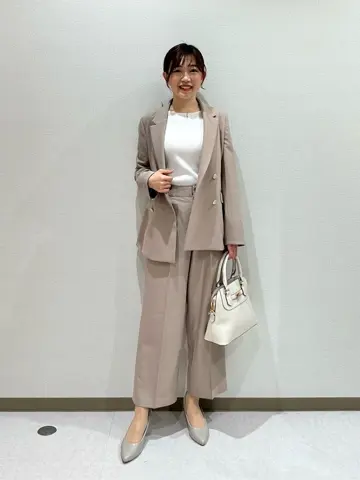 ANY SIS みぃ コーディネート画像