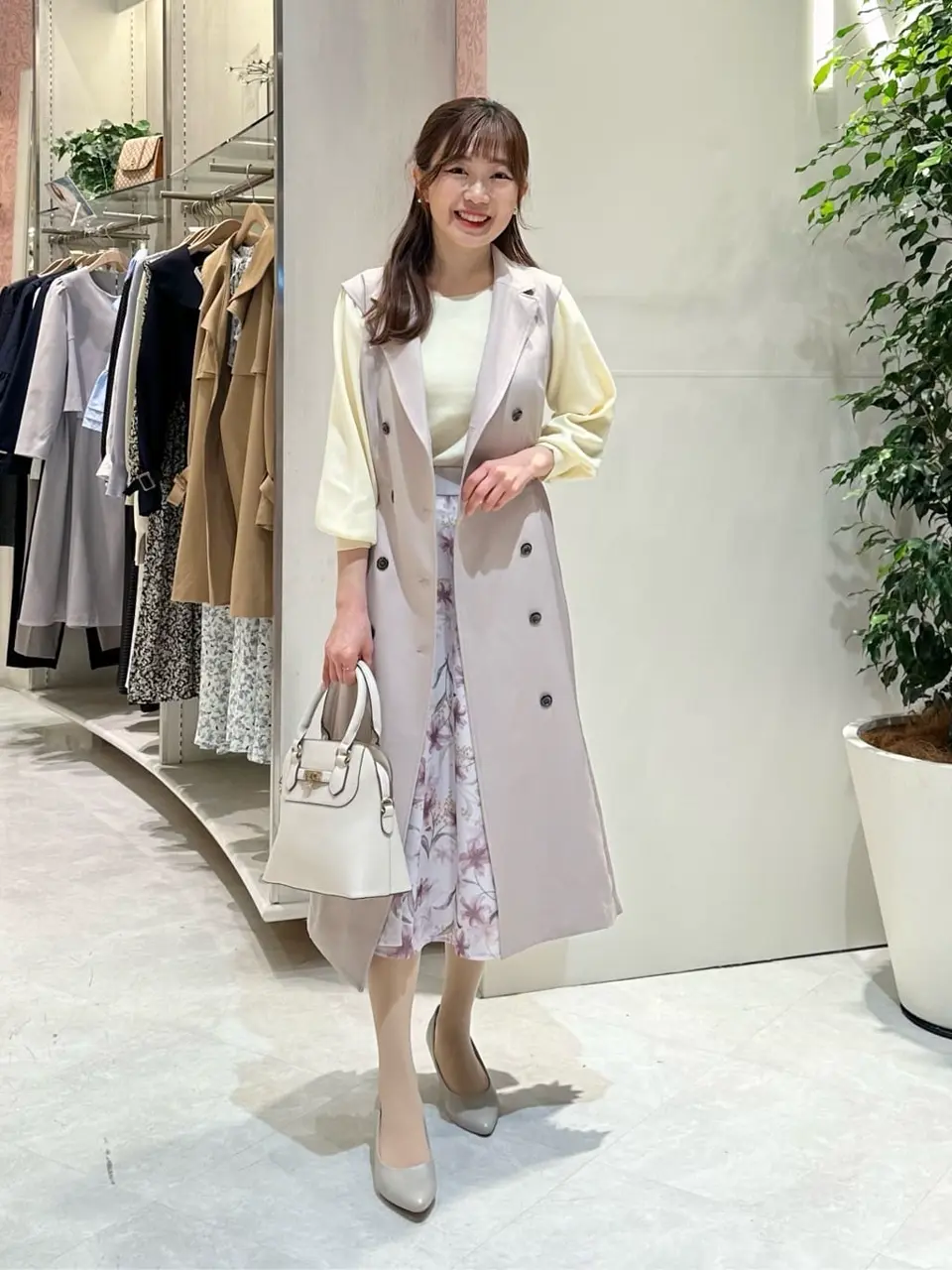 ANY SIS みぃ コーディネート画像