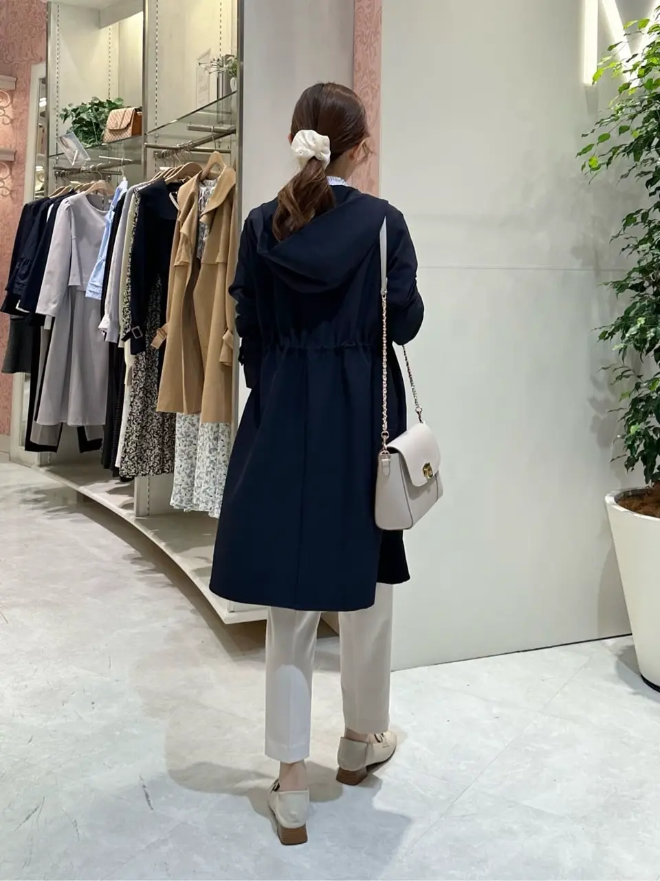 ANY SIS みぃ コーディネート画像