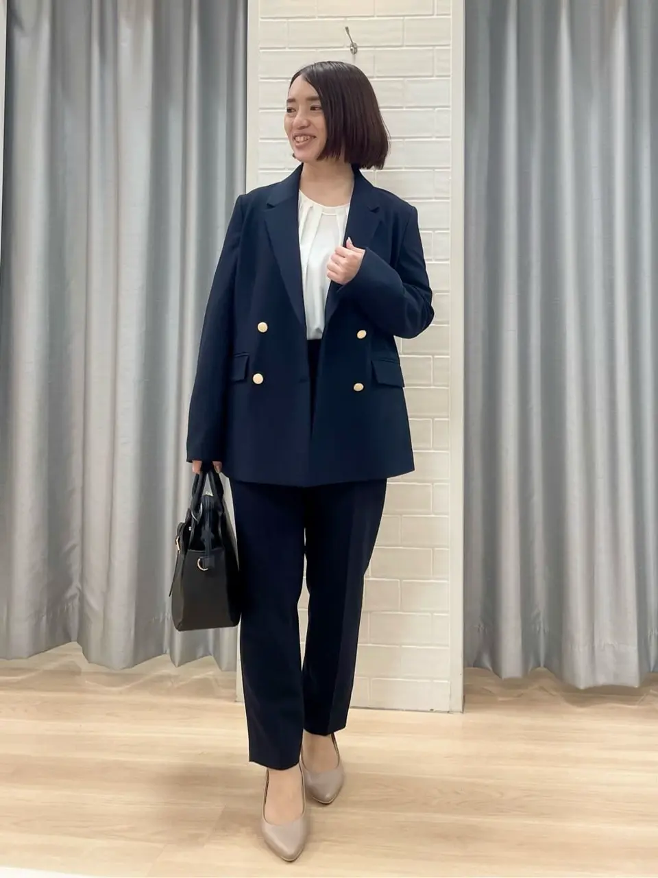 ANY SIS 丸岡 コーディネート画像