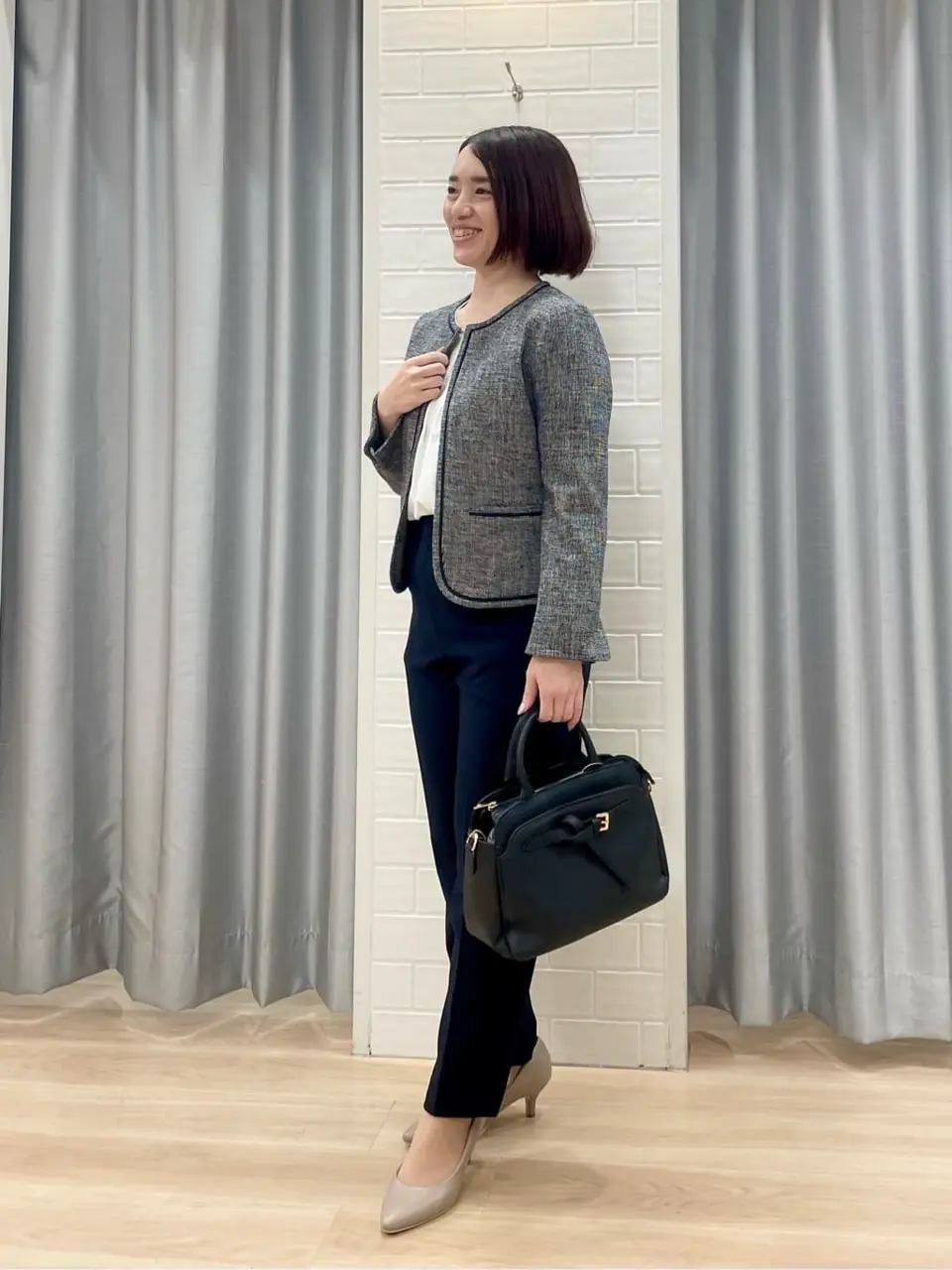 ANY SIS 丸岡 コーディネート画像