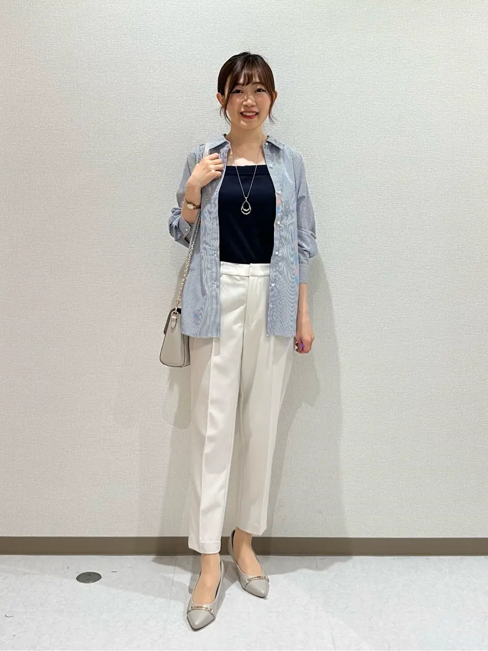 ANY SIS みぃ コーディネート画像