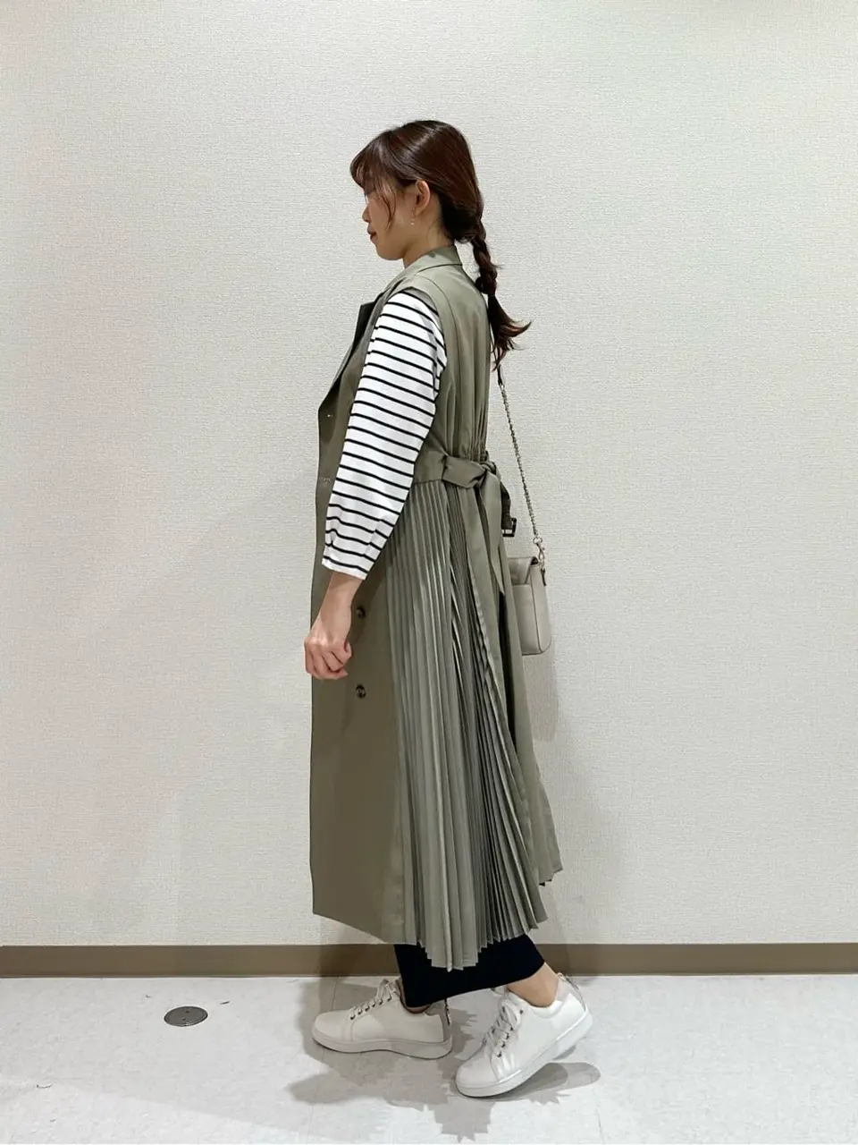 ANY SIS みぃ コーディネート画像