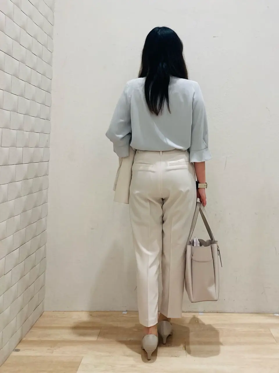 ANY SIS 川根　彩 コーディネート画像