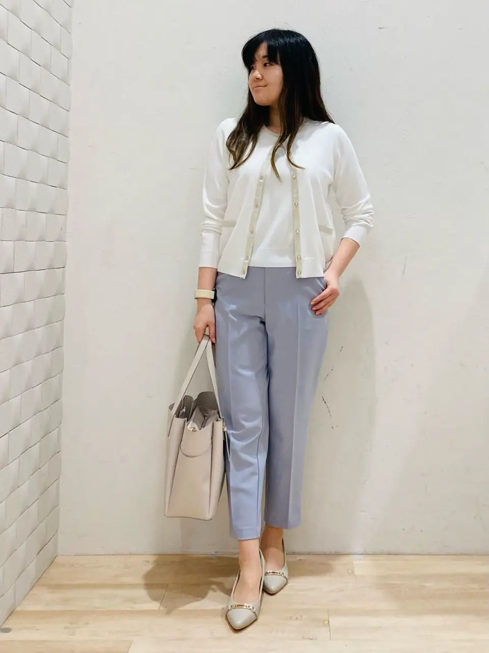 ANY SIS 川根　彩 コーディネート画像