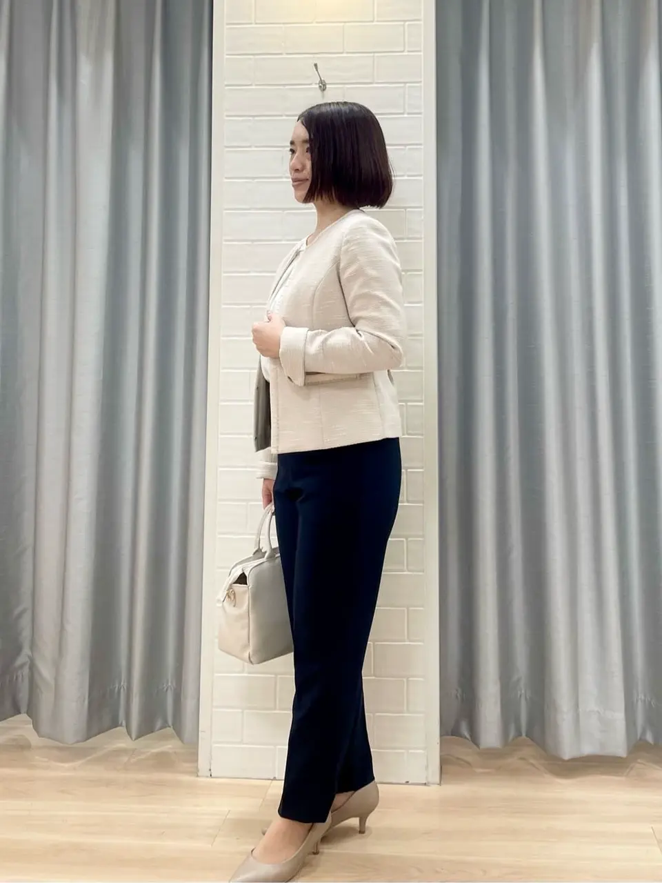 ANY SIS 丸岡 コーディネート画像