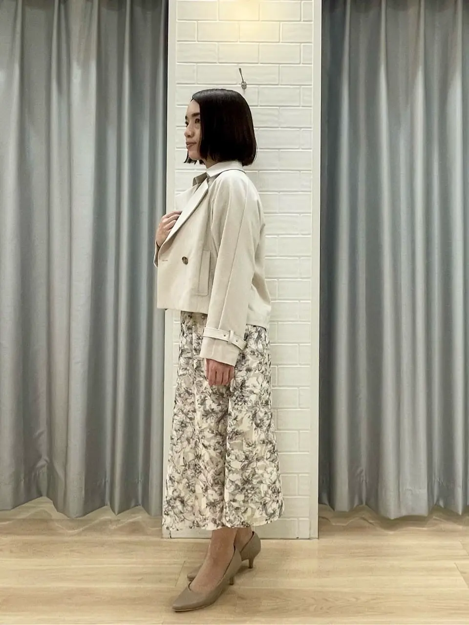 ANY SIS 丸岡 コーディネート画像