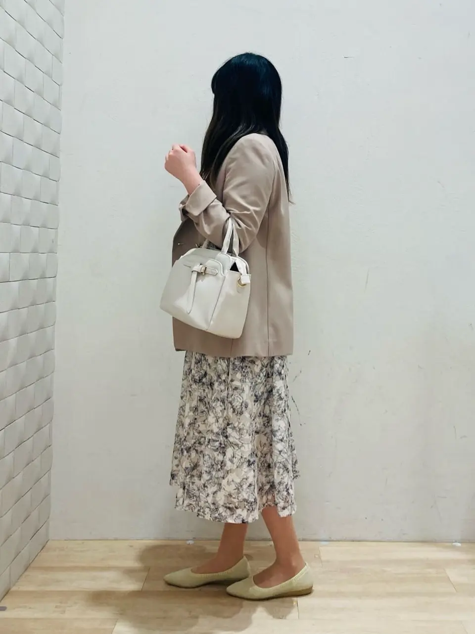 ANY SIS 川根　彩 コーディネート画像