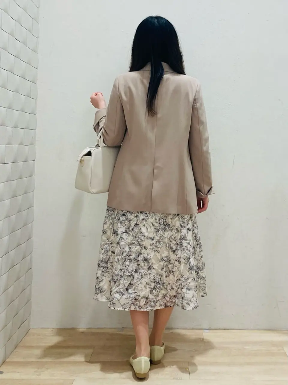 ANY SIS 川根　彩 コーディネート画像