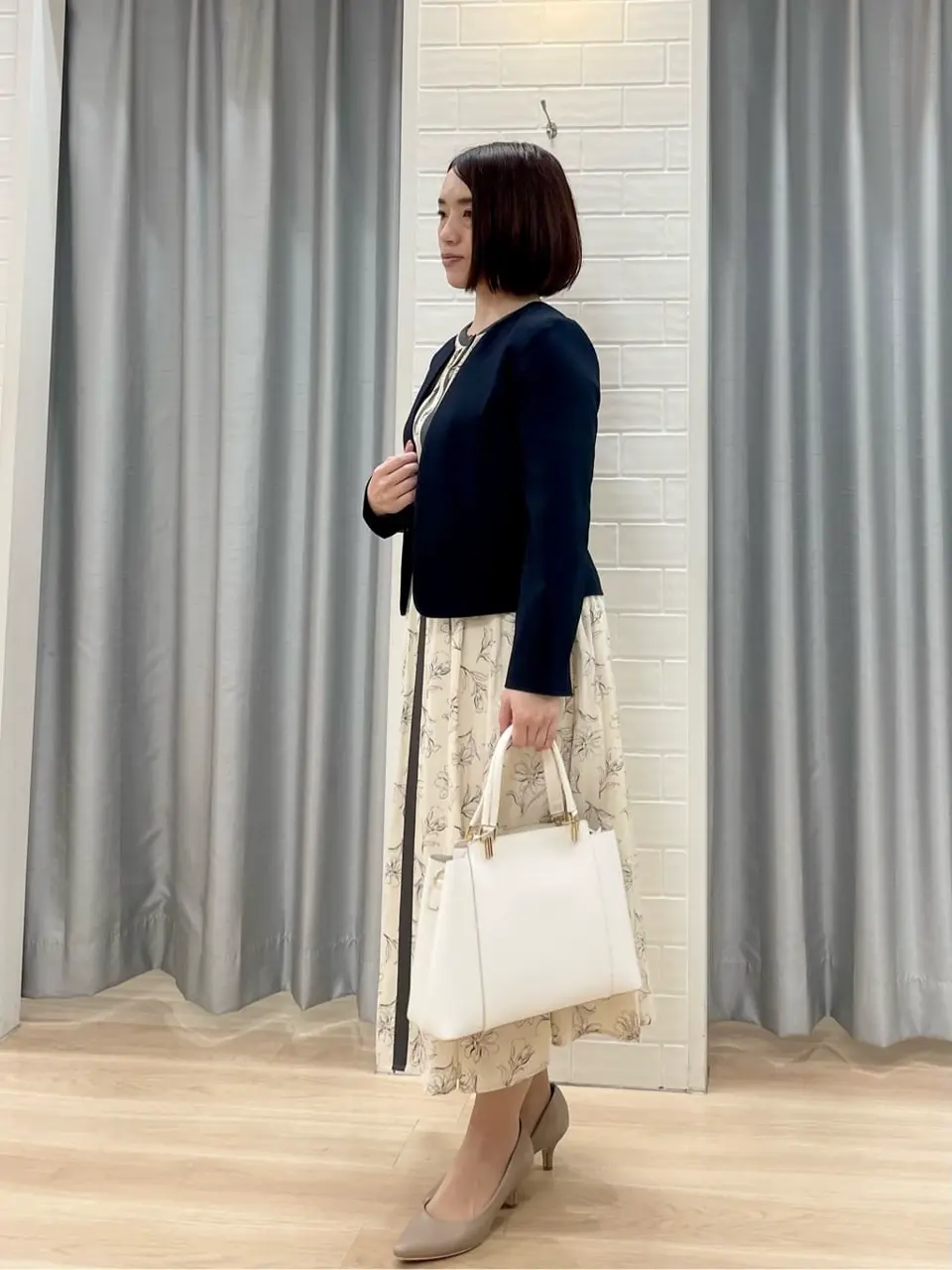 ANY SIS 丸岡 コーディネート画像