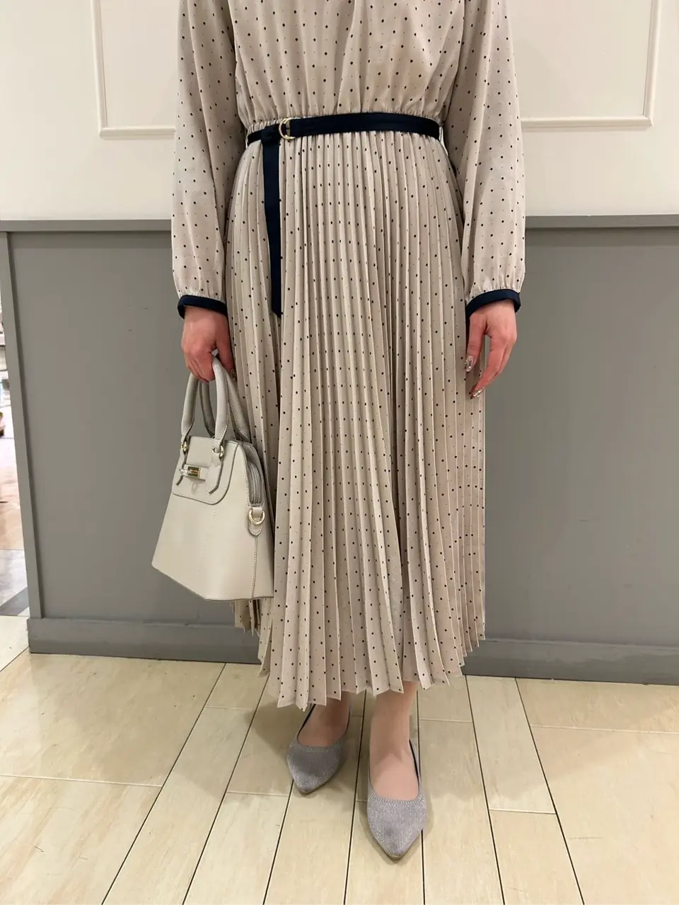 ANY SIS 咲本 コーディネート画像