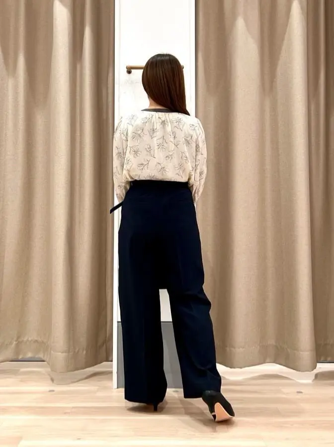 ANY SIS 瀬野 コーディネート画像