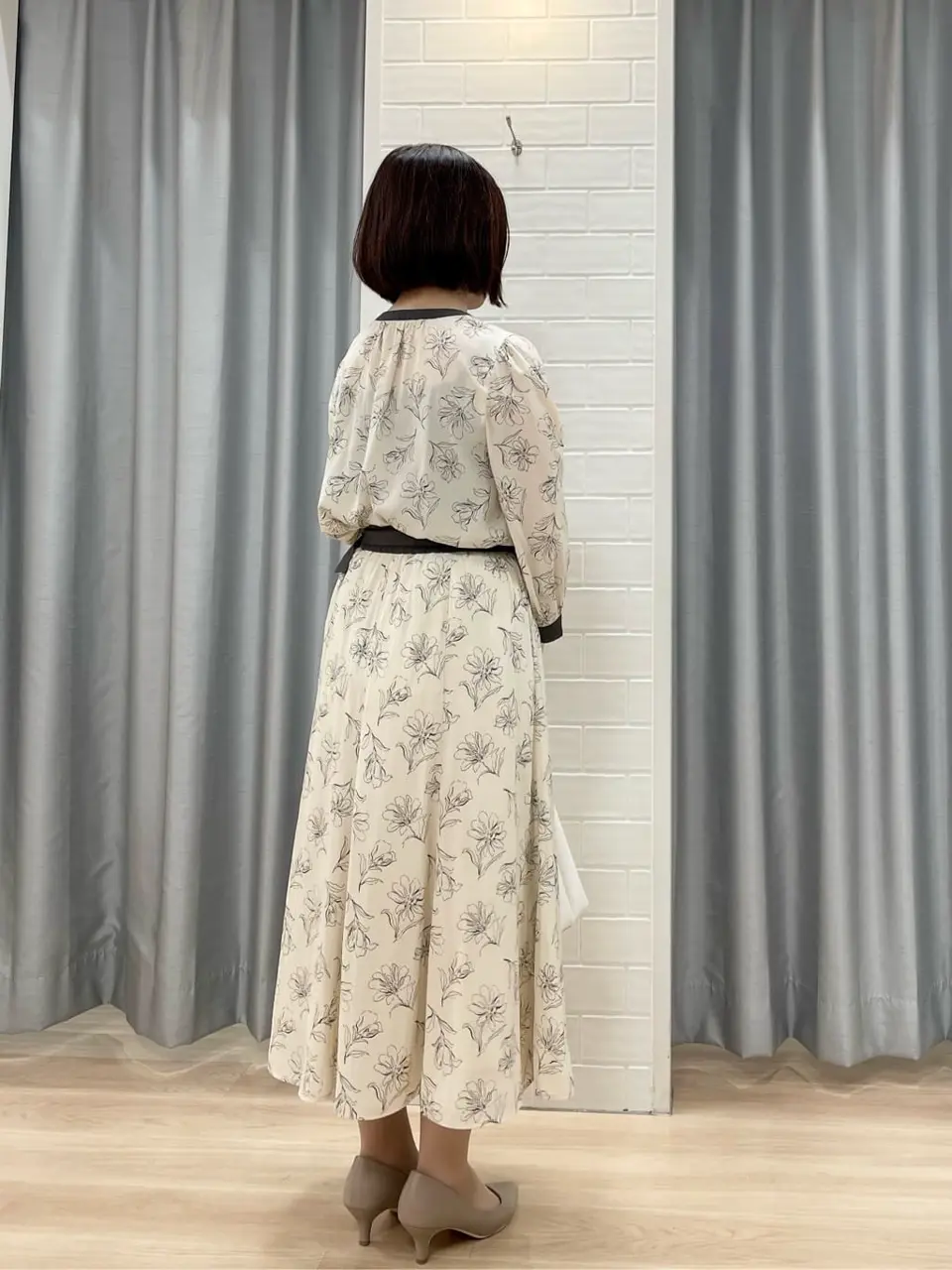 ANY SIS 丸岡 コーディネート画像