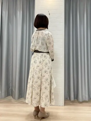 ANY SIS 丸岡 コーディネート画像