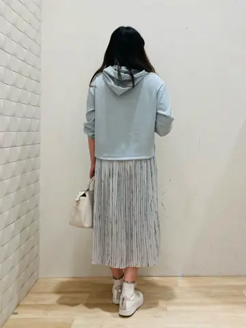 ANY SIS 川根　彩 コーディネート画像