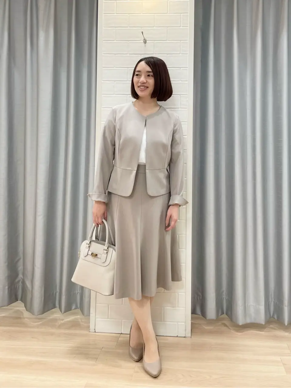 ANY SIS 丸岡 コーディネート画像