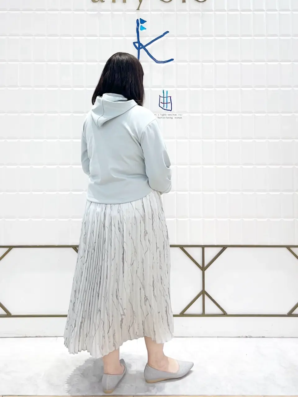 ANY SIS 西田 コーディネート画像