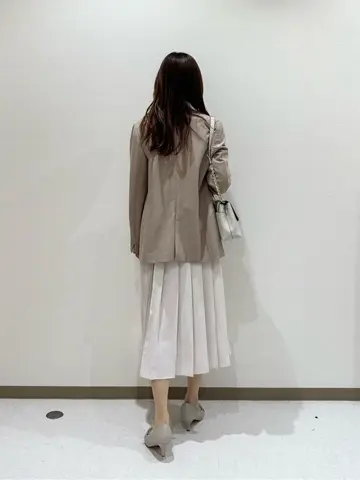 ANY SIS みぃ コーディネート画像