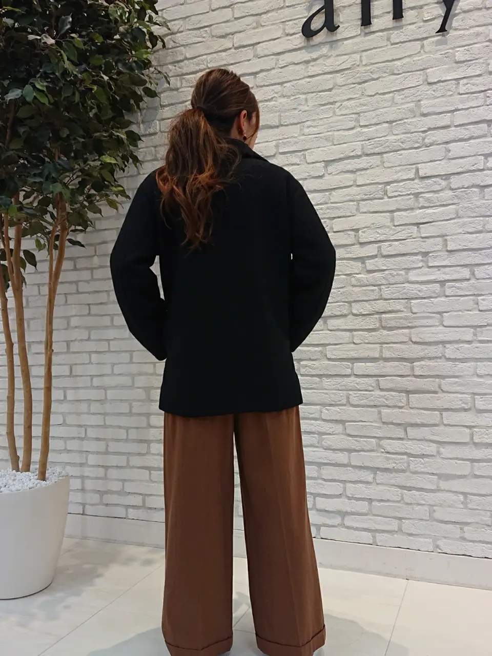 ANY SIS 東海林 コーディネート画像