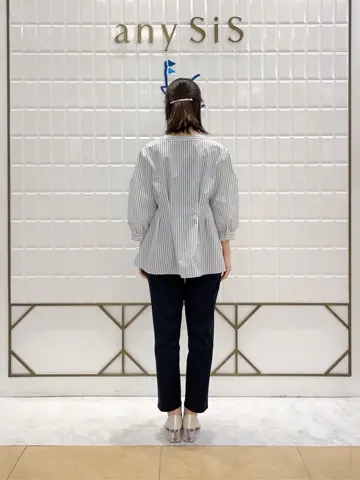 ANY SIS 上田 コーディネート画像