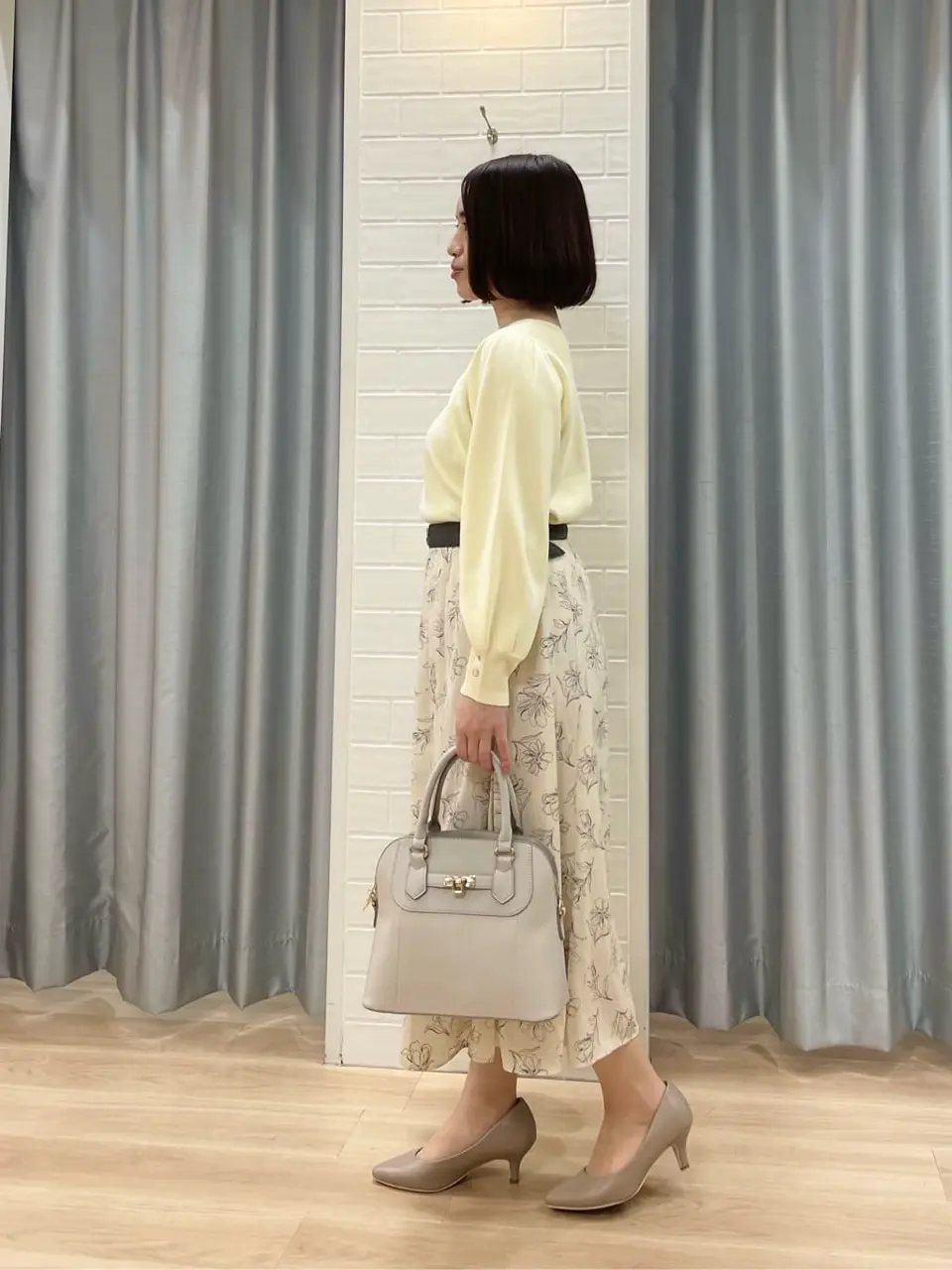 ANY SIS 丸岡 コーディネート画像