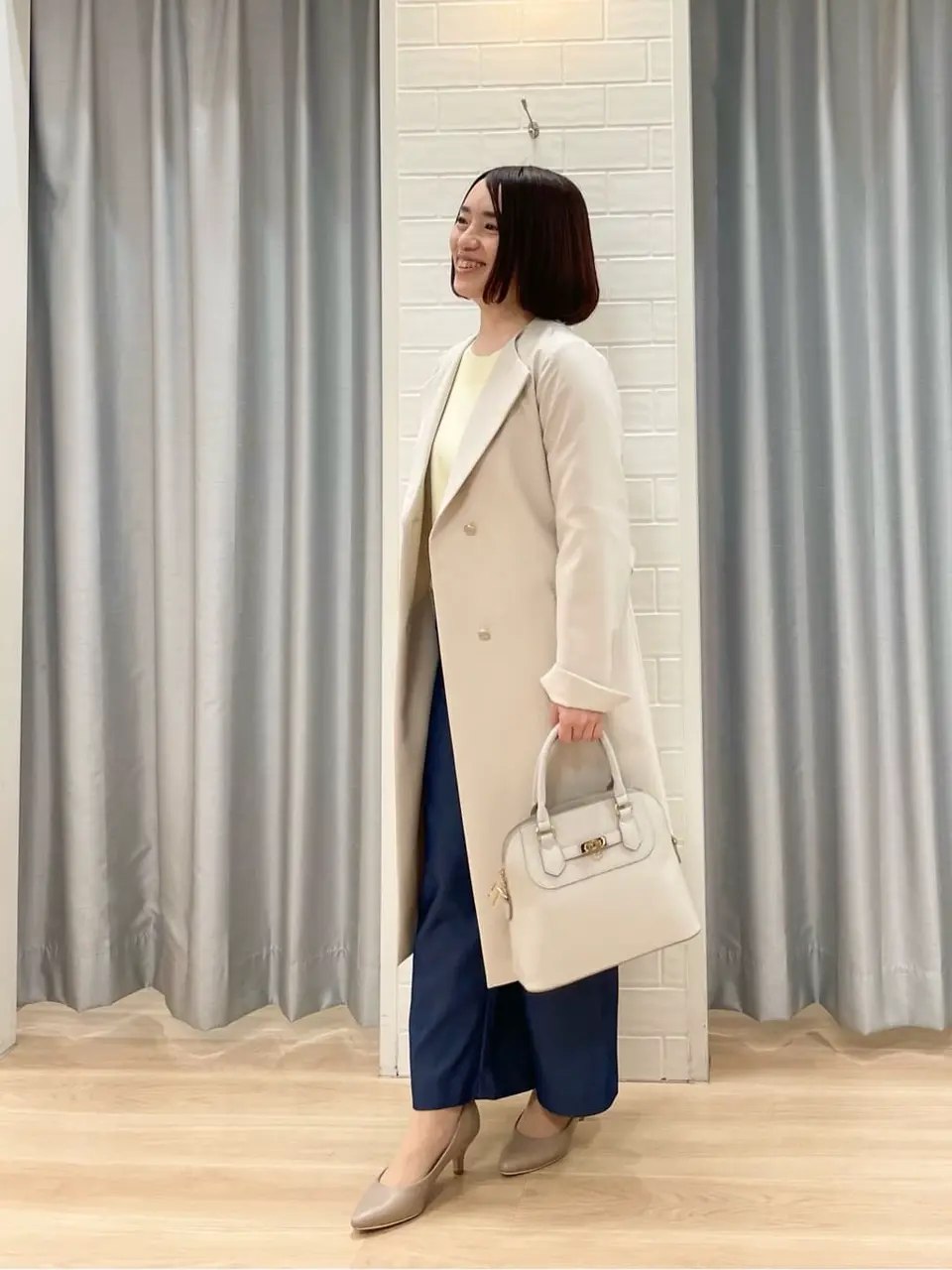 ANY SIS 丸岡 コーディネート画像