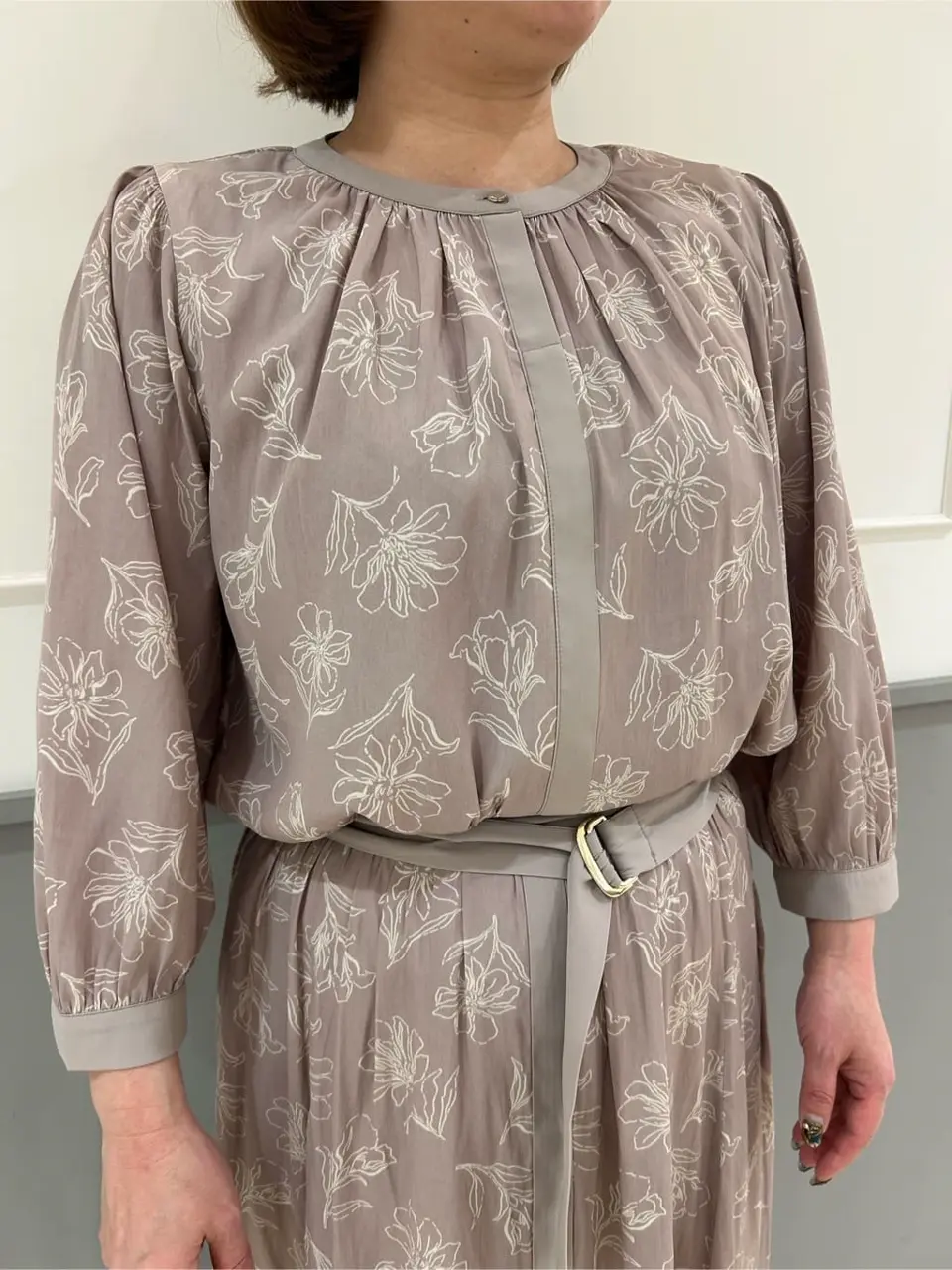 ANY SIS 堀部 コーディネート画像