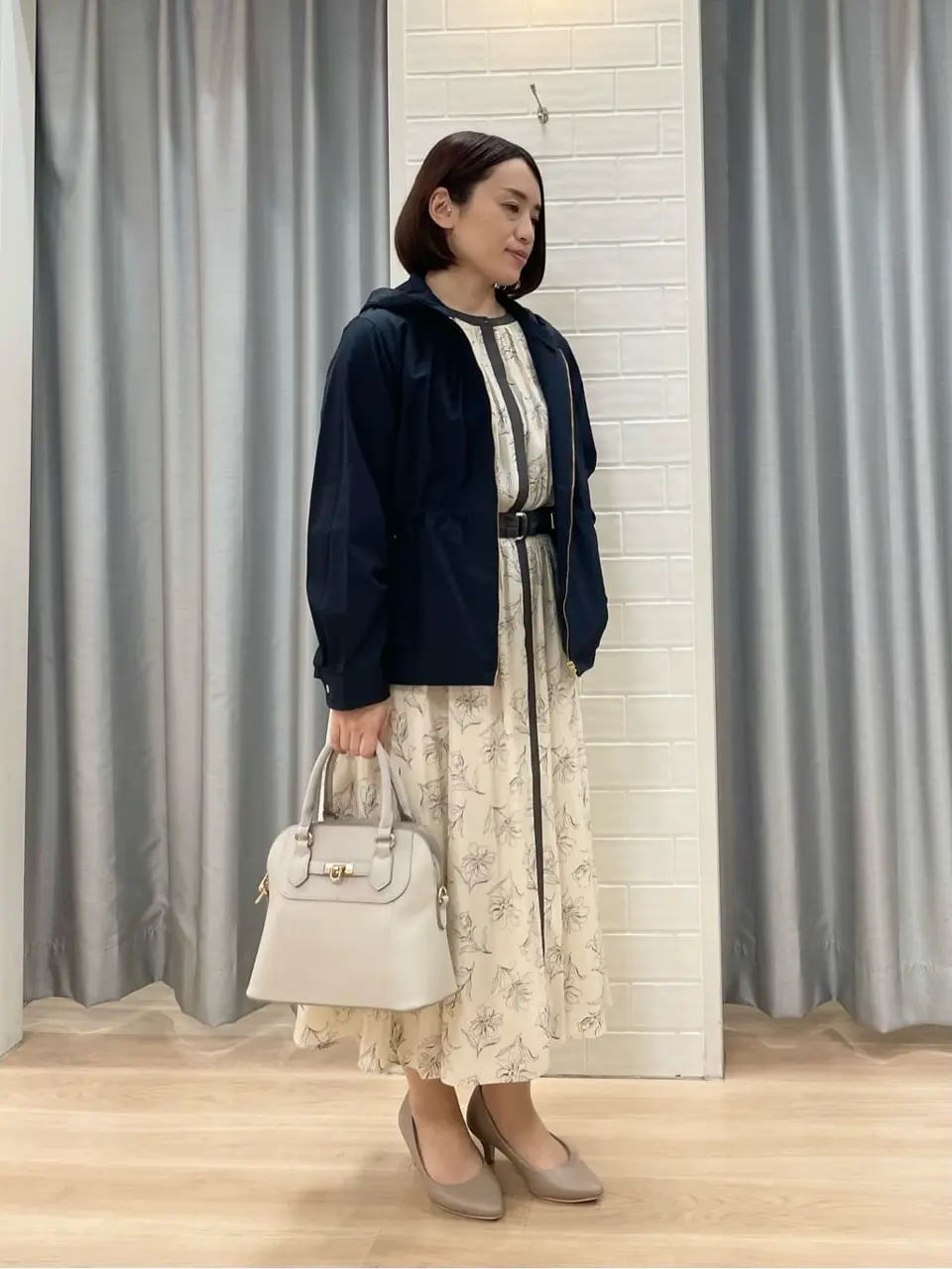 ANY SIS 丸岡 コーディネート画像