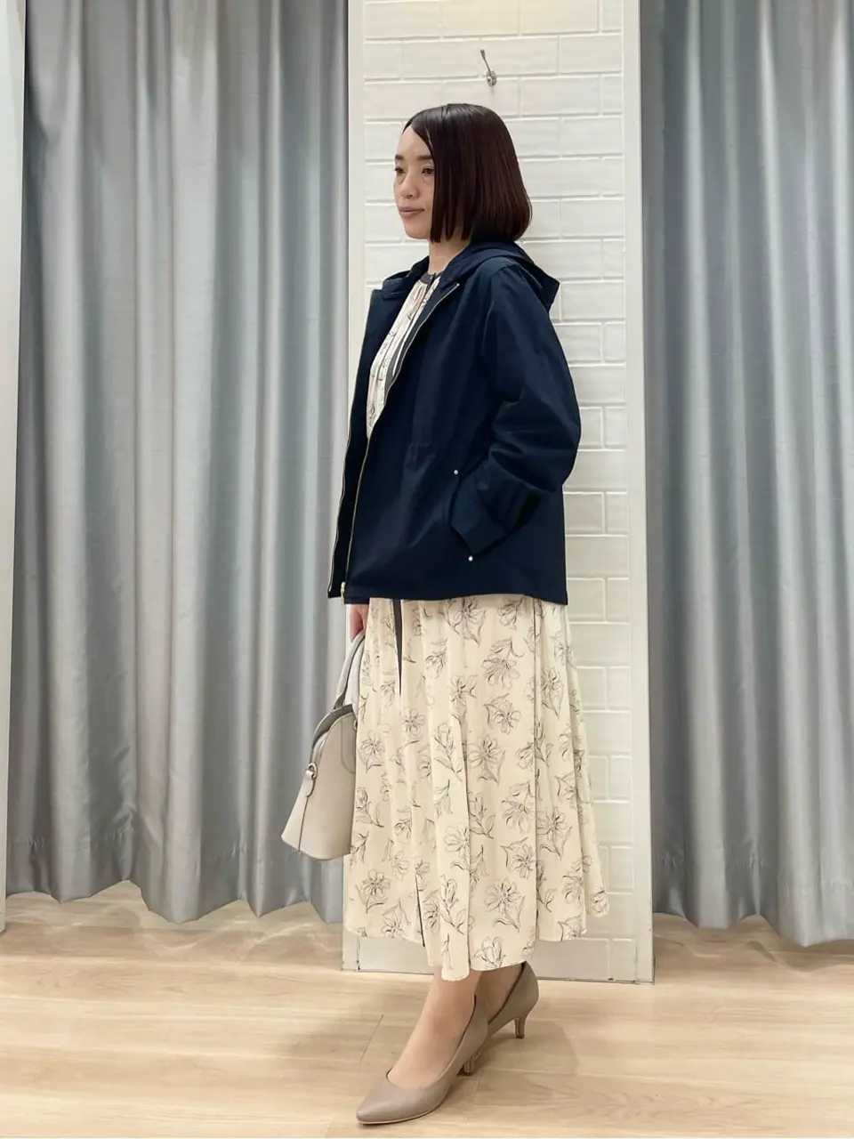 ANY SIS 丸岡 コーディネート画像