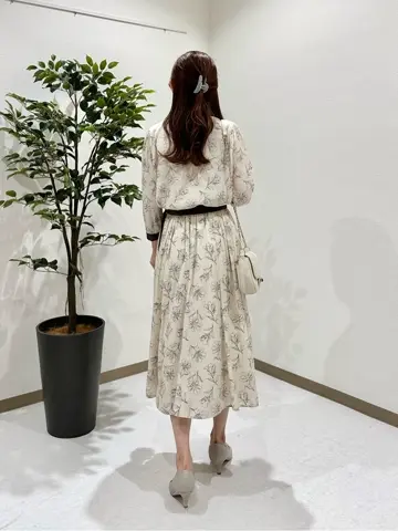 ANY SIS みぃ コーディネート画像