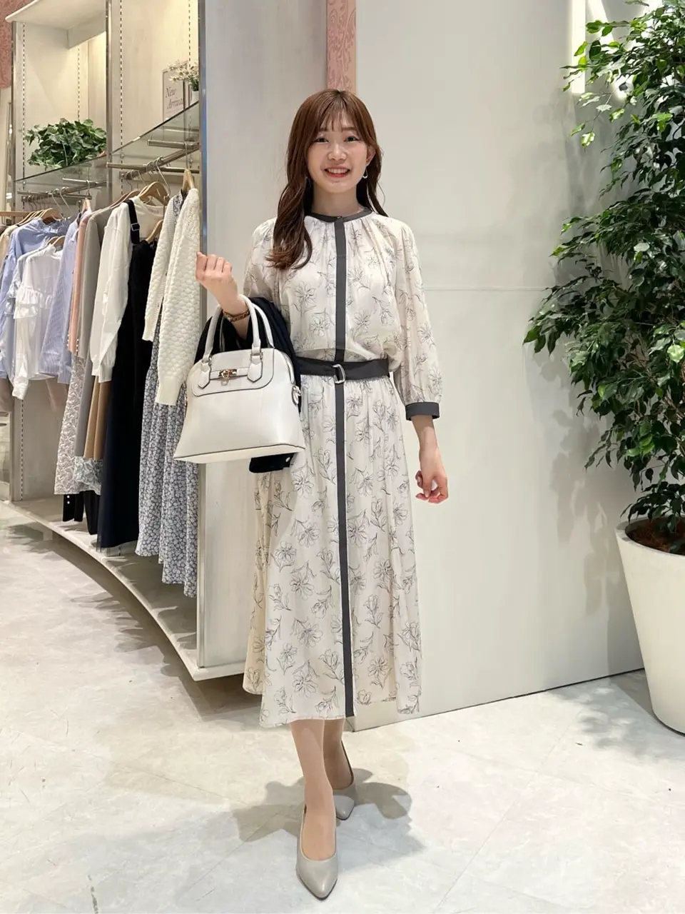 ANY SIS みぃ コーディネート画像