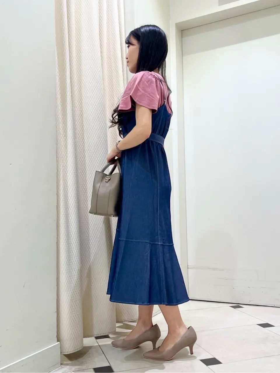 ANY SIS スタッフ コーディネート画像