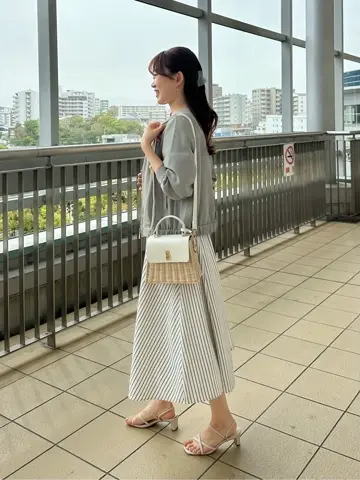 ANY SIS みぃ コーディネート画像