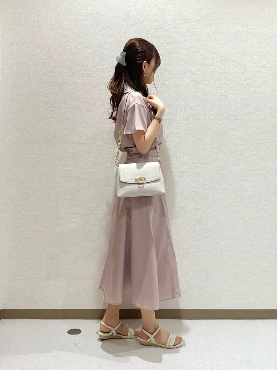 ANY SIS みぃ コーディネート画像